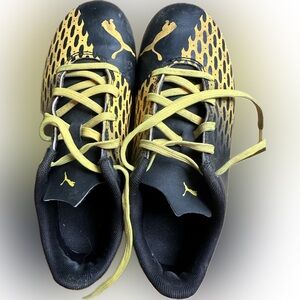 Puma size 2 soccer cleats